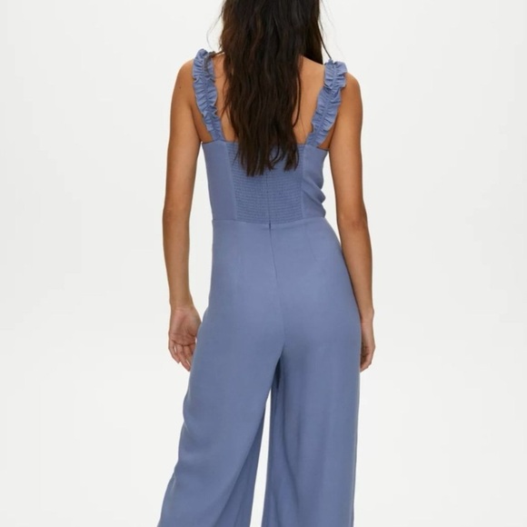 Aritzia Sunday Best Flirt Ruffle Jumpsuit Size 8 Granite Blue Wide leg - Picture 2 of 11